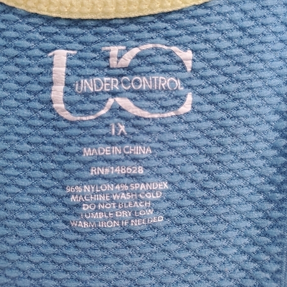NWT Under Control Hoodie Size 1X - Picture 8 of 10